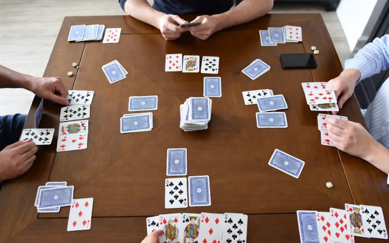 chiến thuật phòng thủ và tấn công trong bài tấn