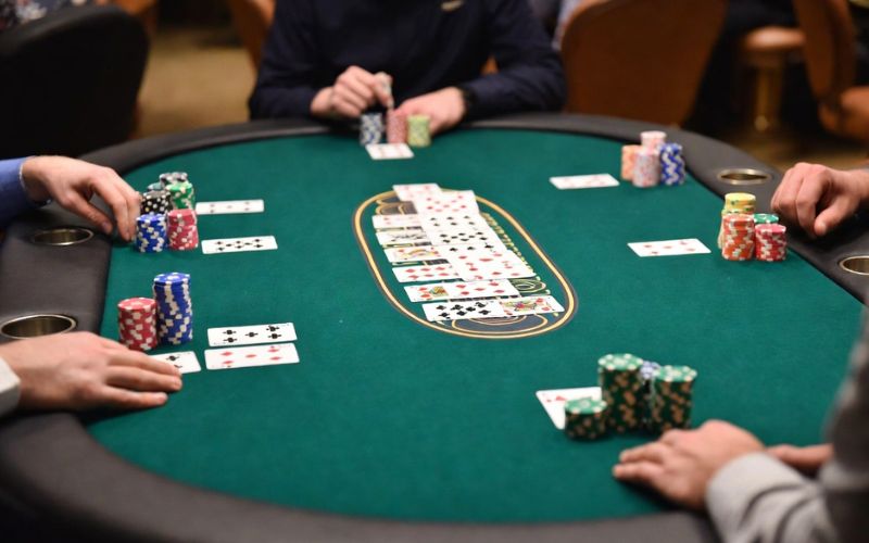 chiến thuật quan sát hành vi trong poker